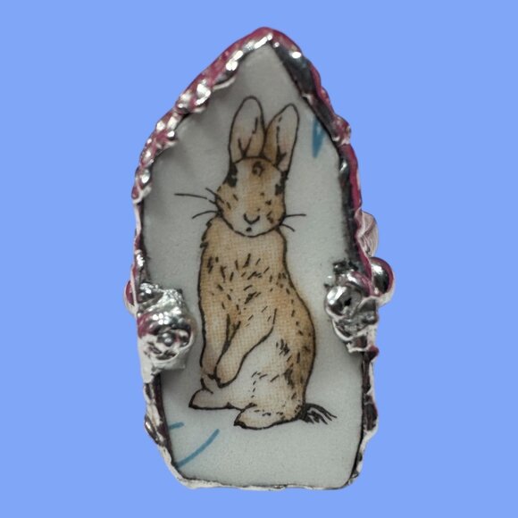 Hand Crafted Peter Rabbit Wedgewood Broken China Ring W/ Silver Spoon Bowl Band - Picture 1 of 12